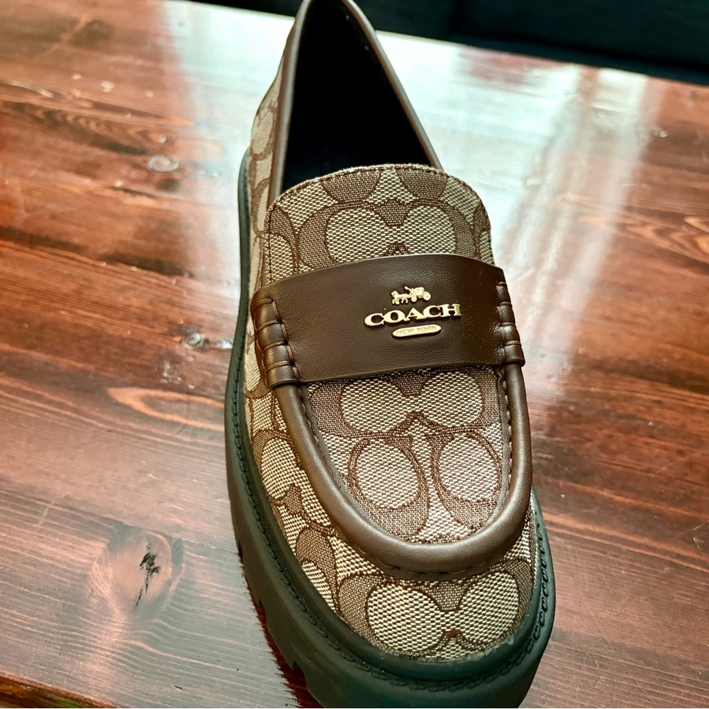 Coach “Lucy Loafers” - Picture 6 of 10